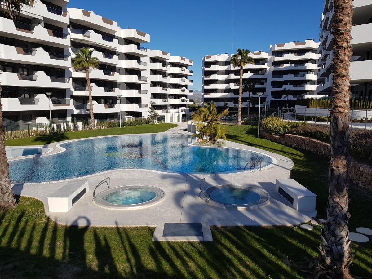 Apartament Gaudi Arenales del Sol Exterior photo